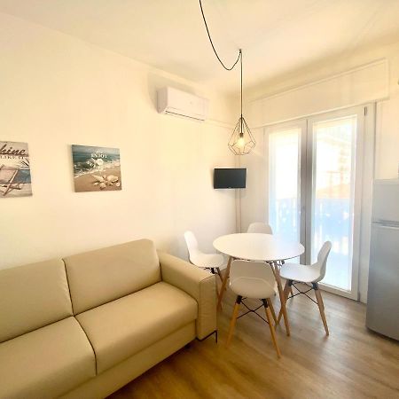 Maria Luisa - Piazza Mazzini - 30 Mt Dal Mare - Jesolo Apartment Bagian luar foto